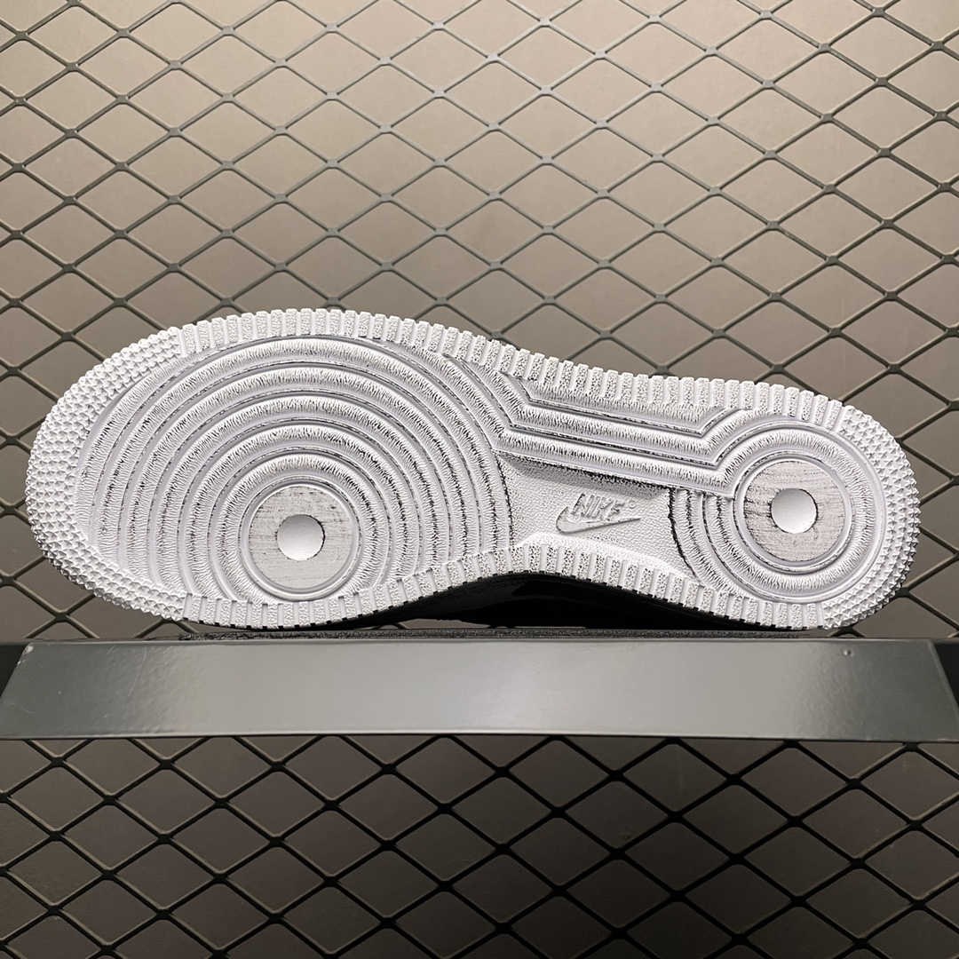 Peaceminusone × Nike Air Force 1 Low Para Noise "Black"