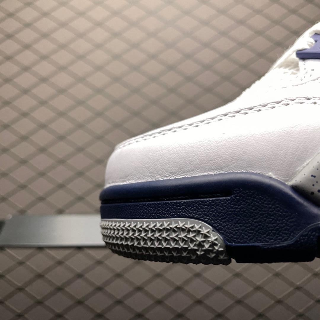 Nike Air Jordan 4 "Midnight Navy"