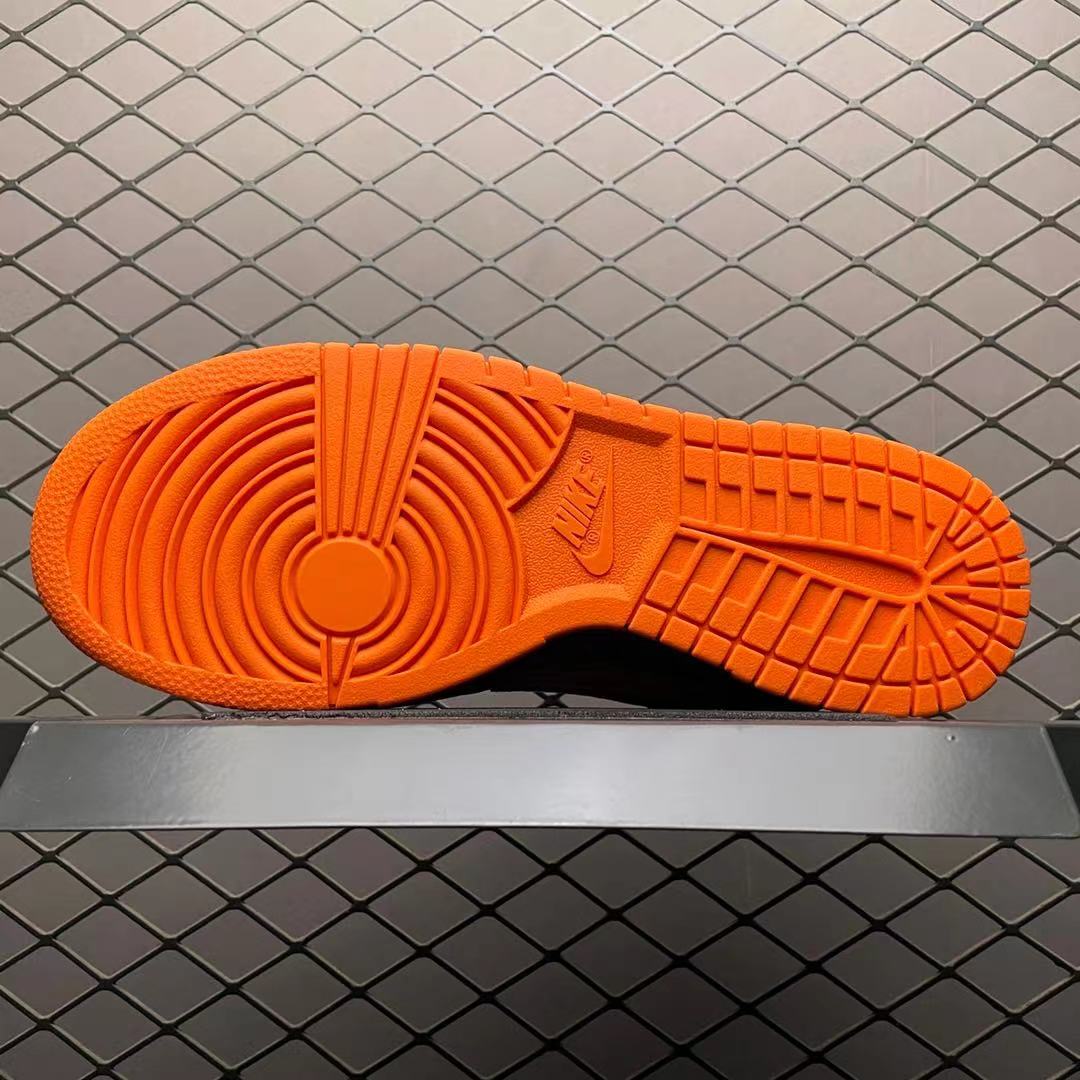 Concepts × Nike SB Dunk Low SP "Orange Lobster"