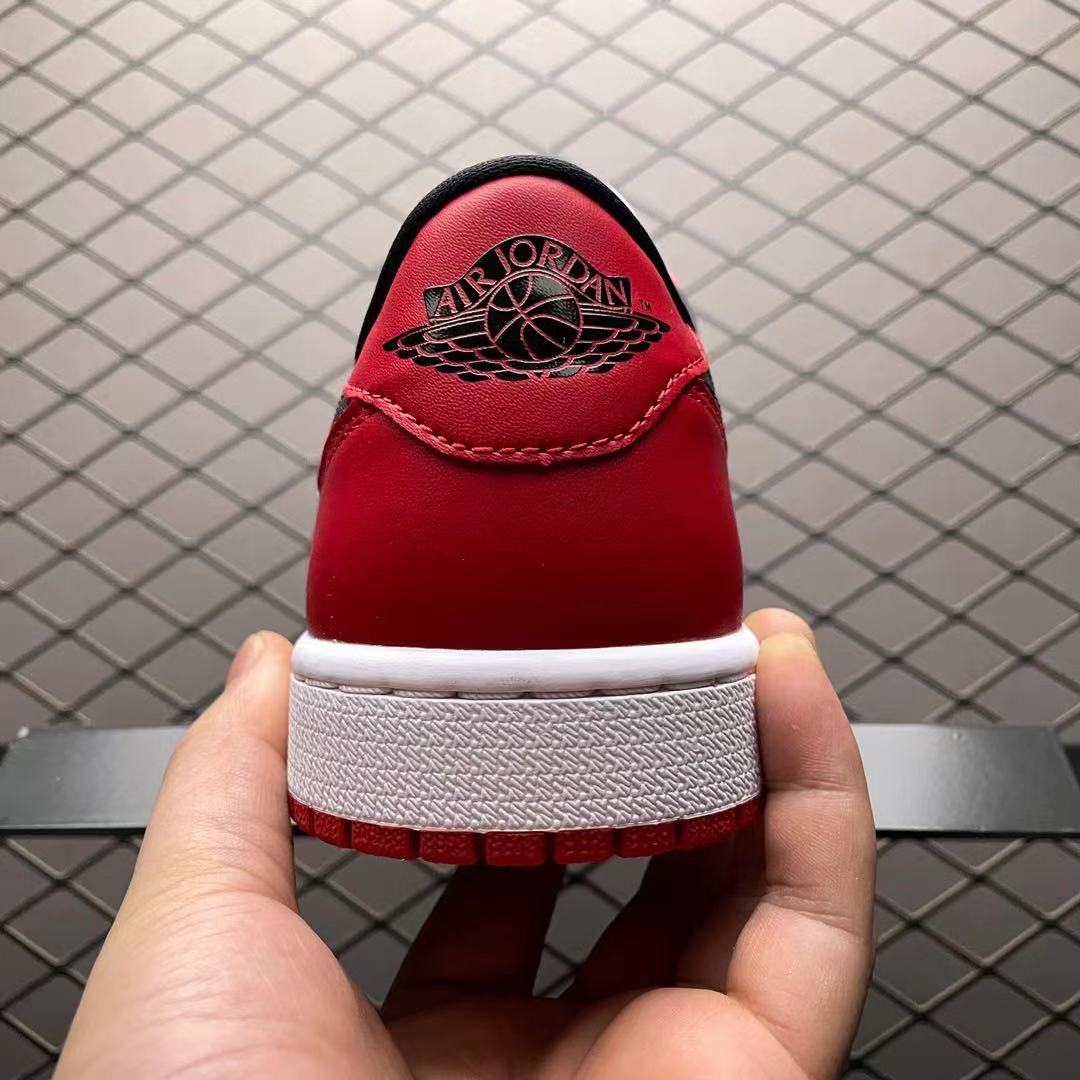 NIKE AIR JORDAN 1 RETRO LOW CHICAGO (2016)