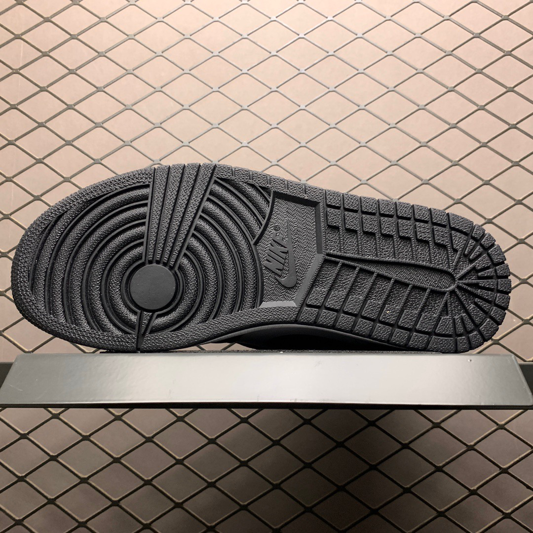 NIKE AIR JORDAN 1 MID CHICAGO BLACK TOE 554724-069