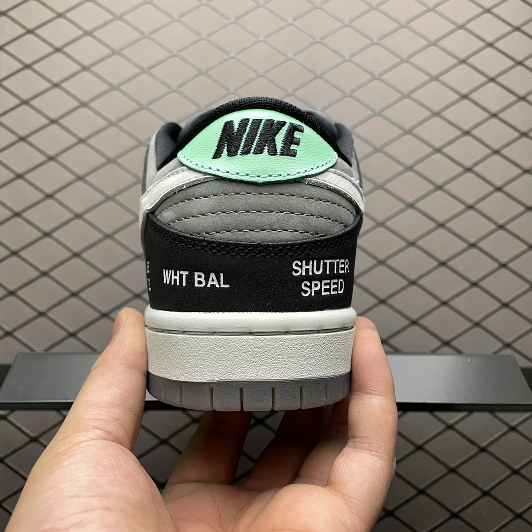 Nike SB Dunk Low Pro 