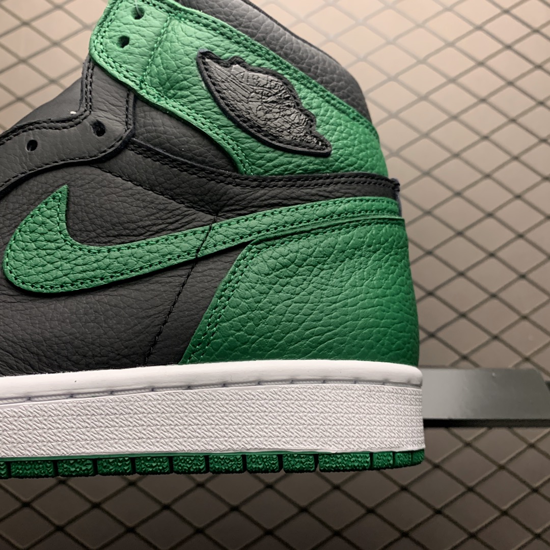 Nike Air Jordan 1 Retro High OG "Black/Pine Green" (2020) (555088-030)