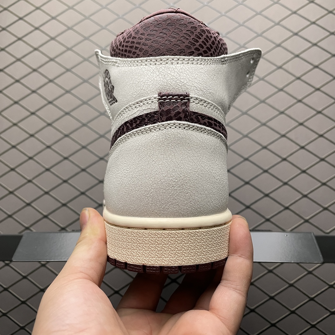 A Ma Maniere × Nike Air Jordan 1 RETRO High OG "Sail and Burgundy" (DO7097-100)
