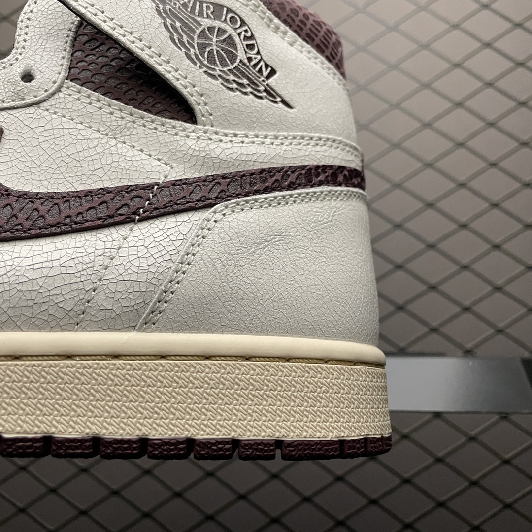 A Ma Maniere × Nike Air Jordan 1 RETRO High OG "Sail and Burgundy" (DO7097-100)