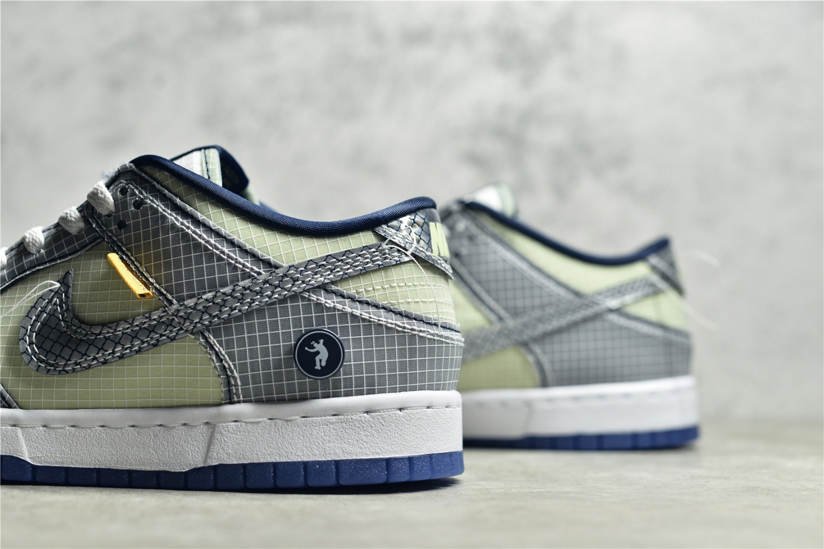 UNION × Nike Dunk Low Passport Pack "Pistachio"  (DJ9649-401)