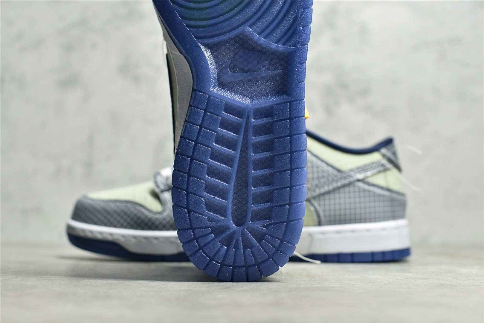 UNION × Nike Dunk Low Passport Pack "Pistachio"  (DJ9649-401)