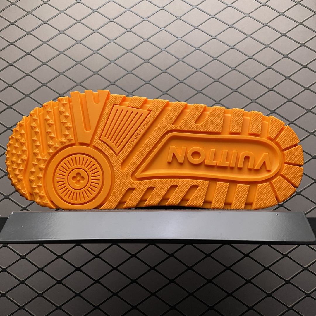 LV Trainer Maxie Line Sneaker "Orange" （1AB8SX）