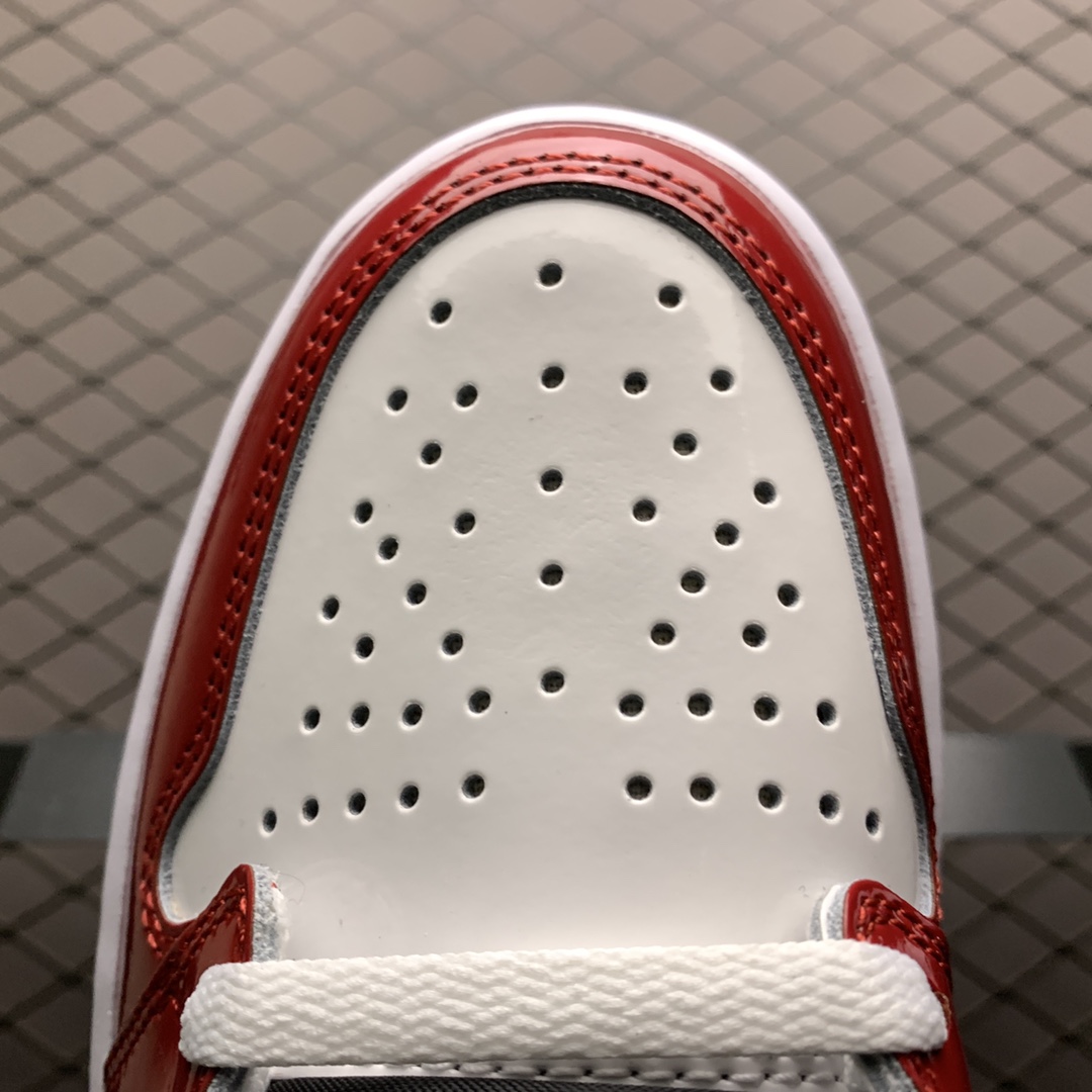 Nike Air Jordan 1 High "Fearless" (CK5666-100)