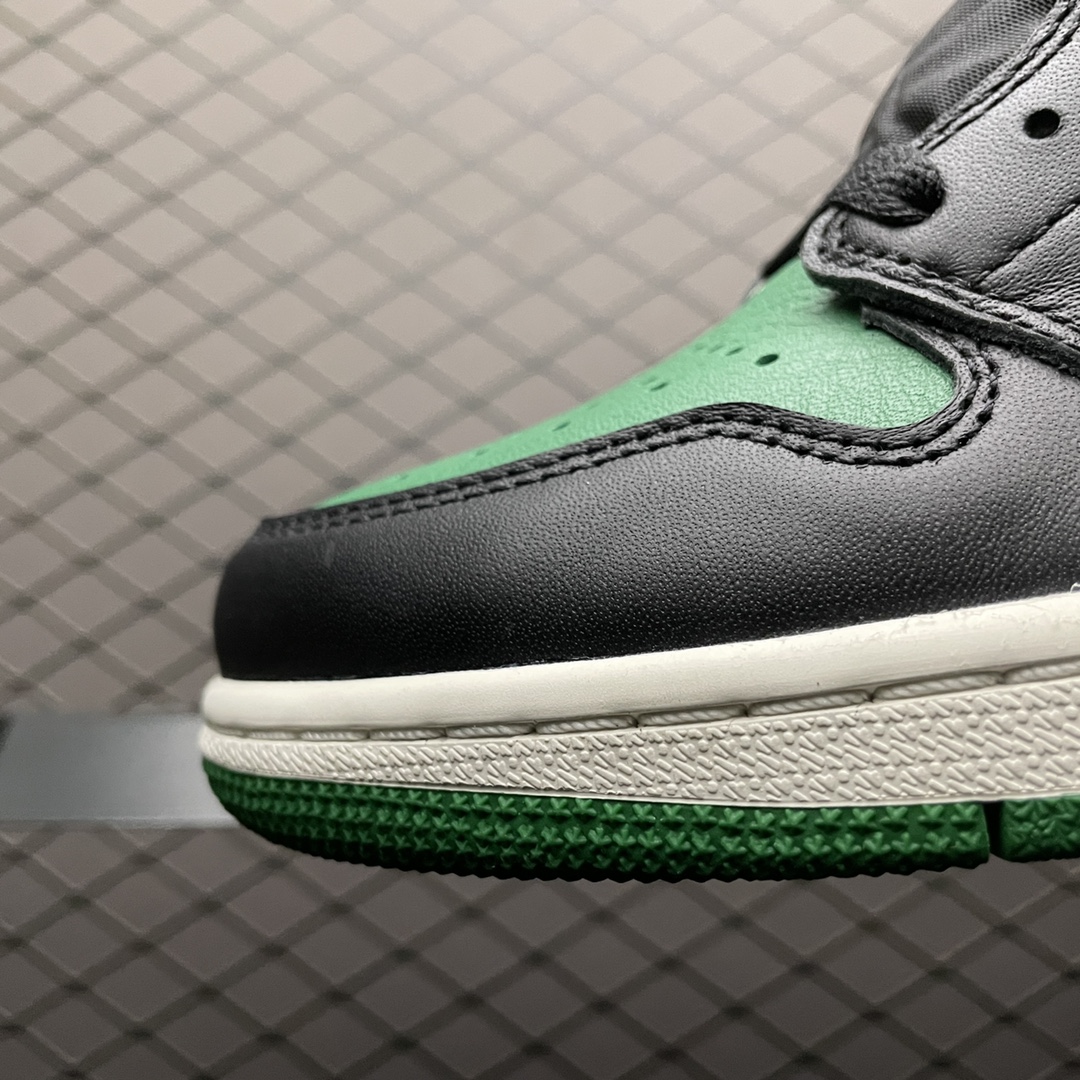 Nike Air Jordan 1 Retro High OG "Pine Green"(2018) (555088-302)