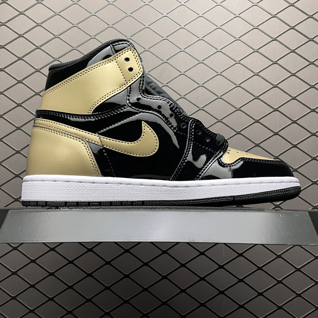 Nike Air Jordan 1 RETRO High OG NRG "Gold Toe" (861428-007)