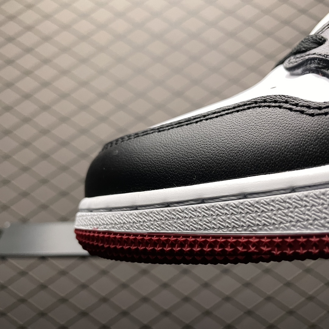 Nike Air Jordan 1 Retro High OG "Black Toe"(2016) (555088-125)