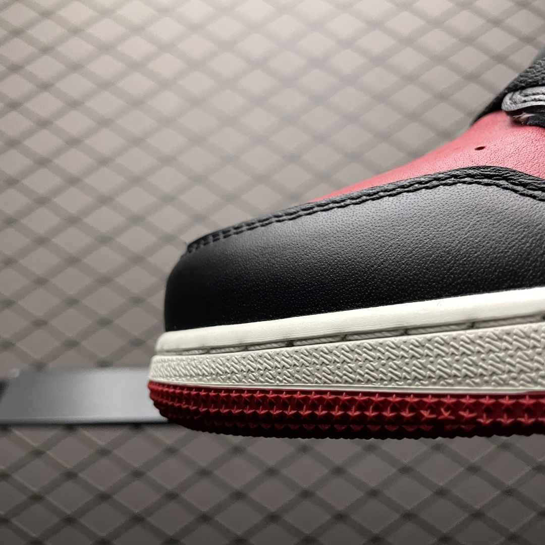 Nike Air Jordan 1 Retro High OG "Bred Toe" (555088-610)