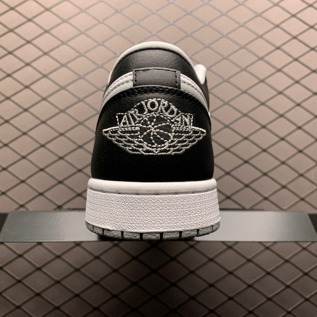 NIKE AIR JORDAN 1 LOW "BLACK/LIGHT SMOKE GREY"（553558-039）