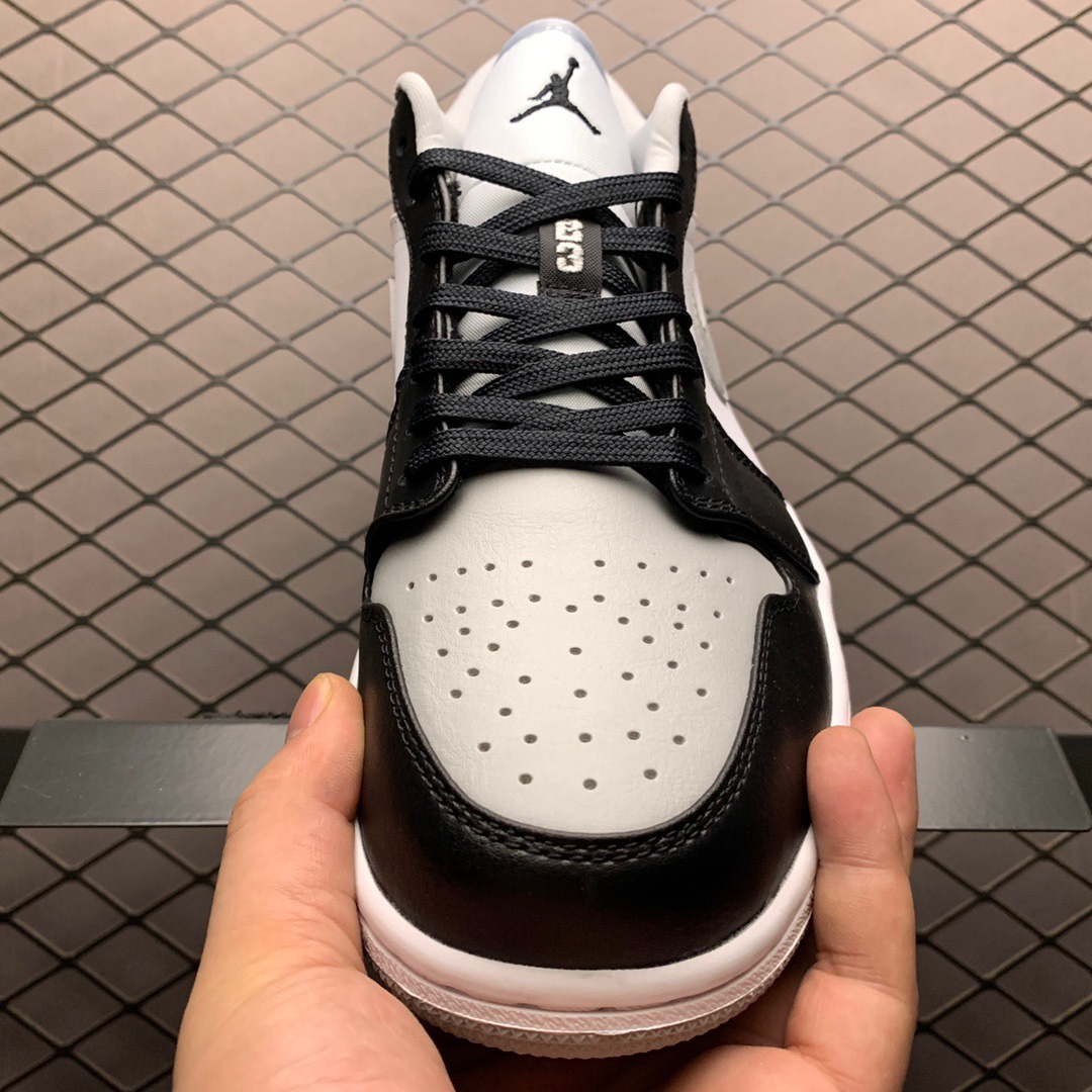 NIKE AIR JORDAN 1 LOW