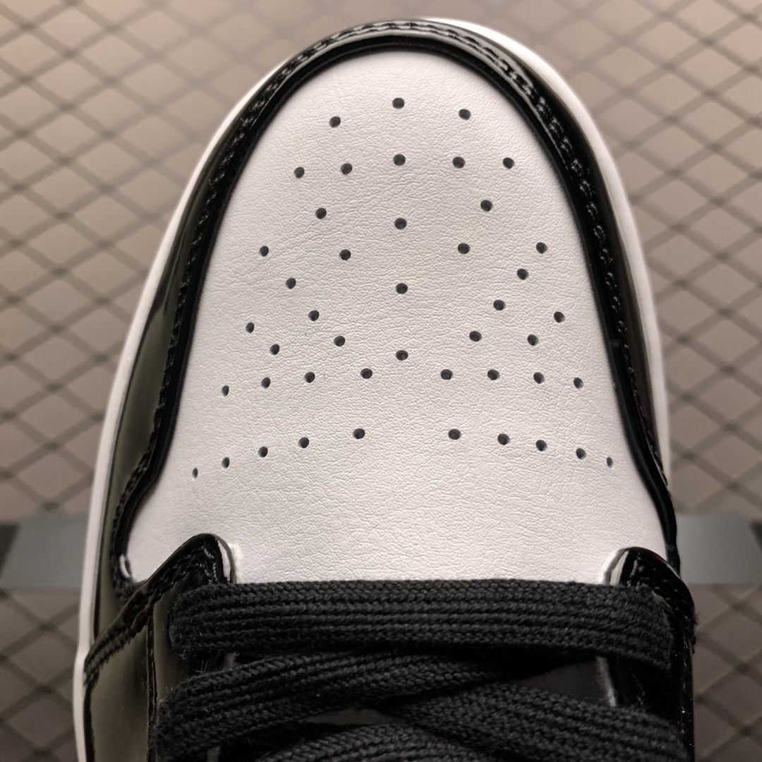 Nike WMNS Air Jordan 1 Low "Multi-Color Black Toe"（CZ4776-101）