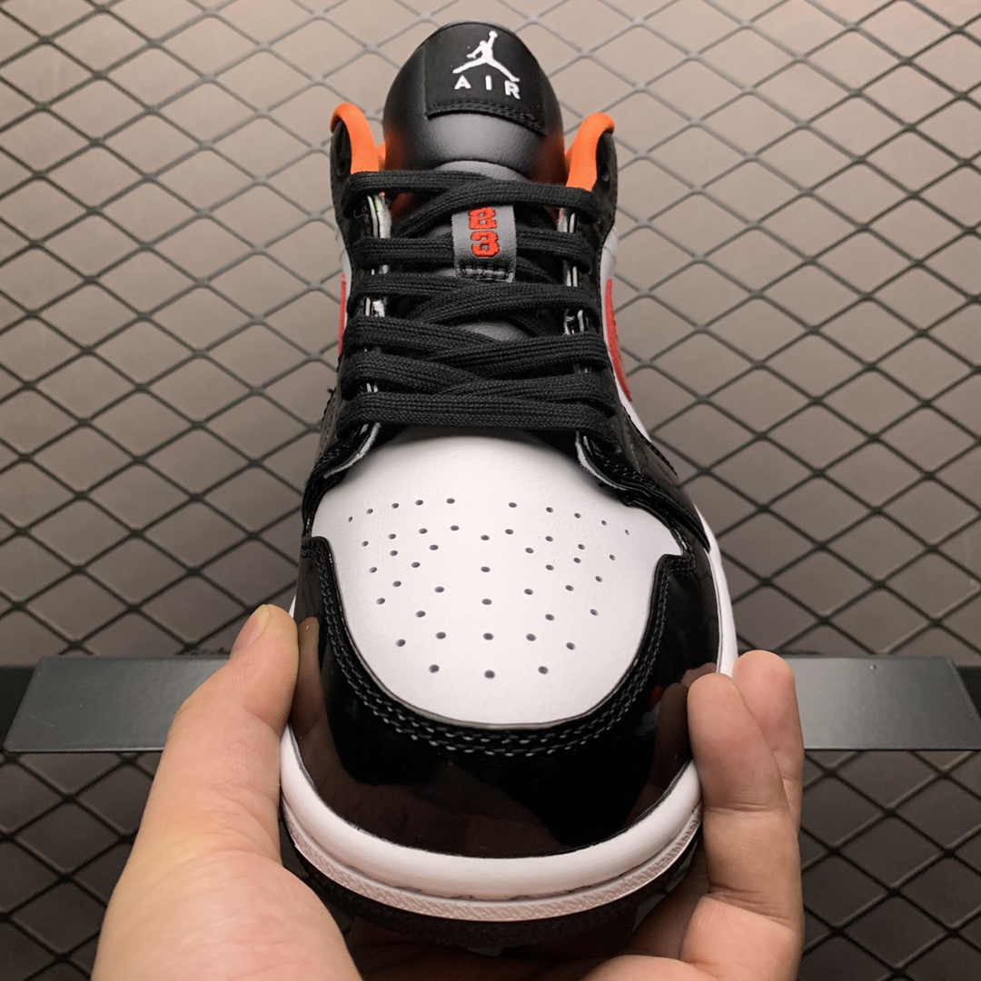 Nike WMNS Air Jordan 1 Low "Multi-Color Black Toe"（CZ4776-101）