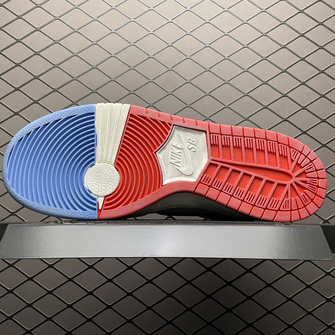 Magnus Walker x Nike SB Dunk High "1971 Porche 911 T 277" (DH7683-100)