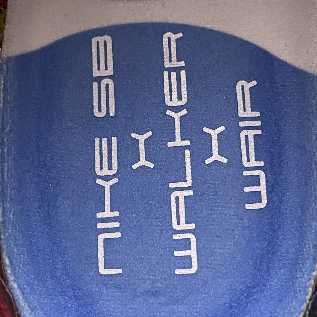 Magnus Walker x Nike SB Dunk High "1971 Porche 911 T 277" (DH7683-100)