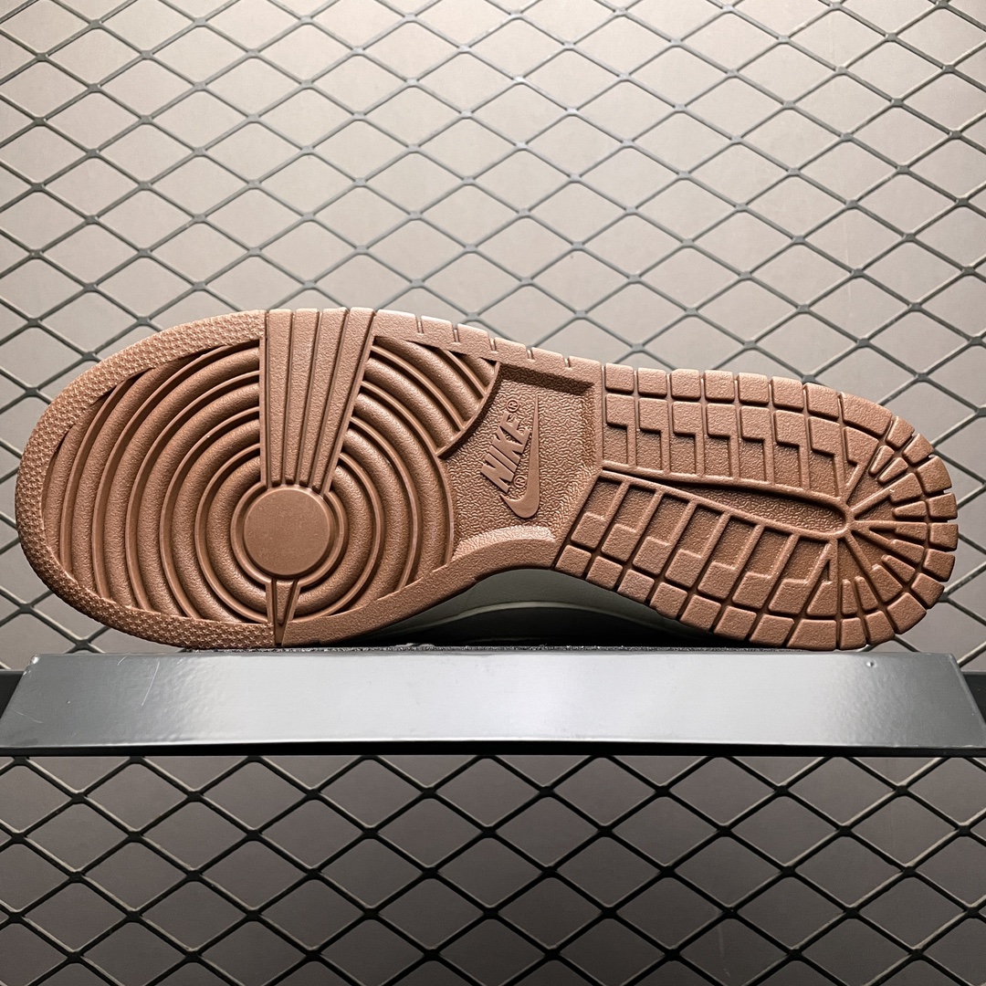 NIKE DUNK LOW PRM "MEDIUM CURRY" (DD1390-100)