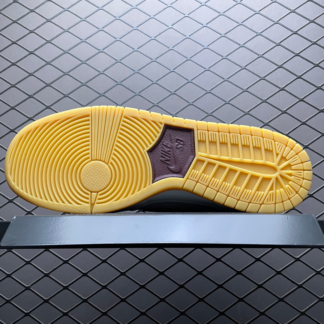 Skate Like a Girl × Nike SB Dunk Low Pro "Dark Beetroot" (DX4589-600)