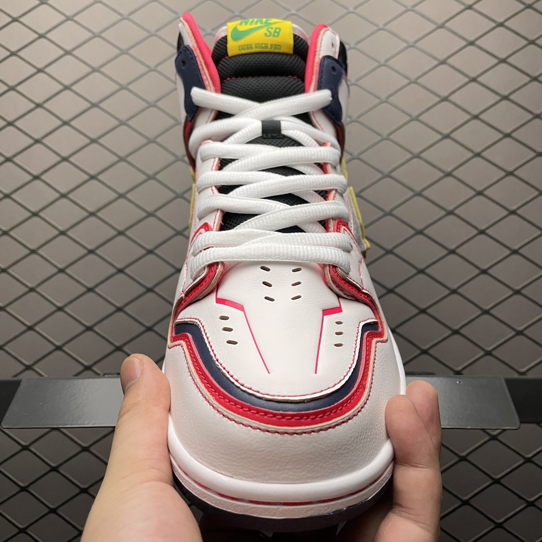 Gundam Unicorn × Nike SB Dunk High PRO QS 