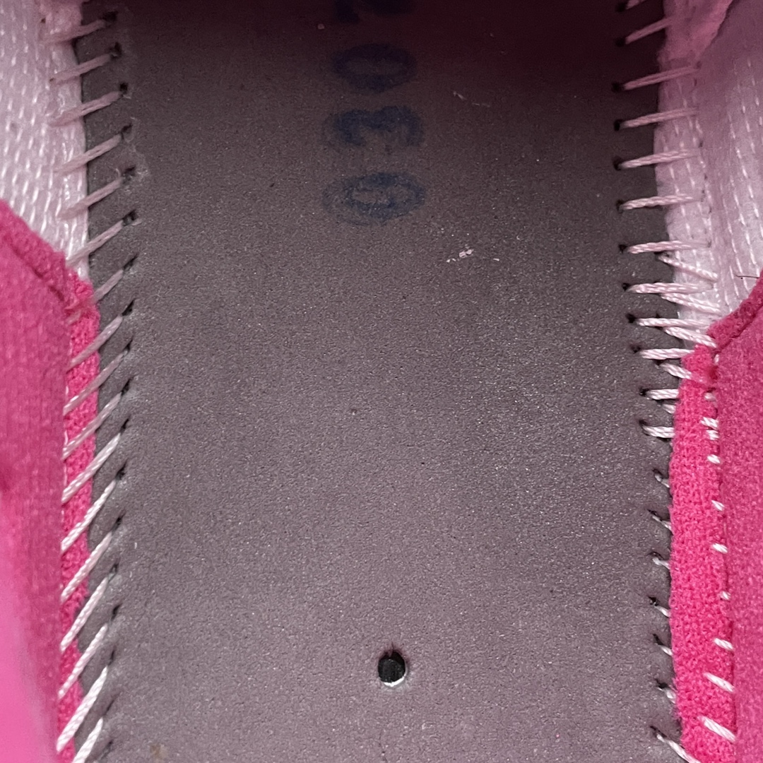 Nike WMNS Air Jordan 11 Low "Snakeskin Pink"（AH7860-106）