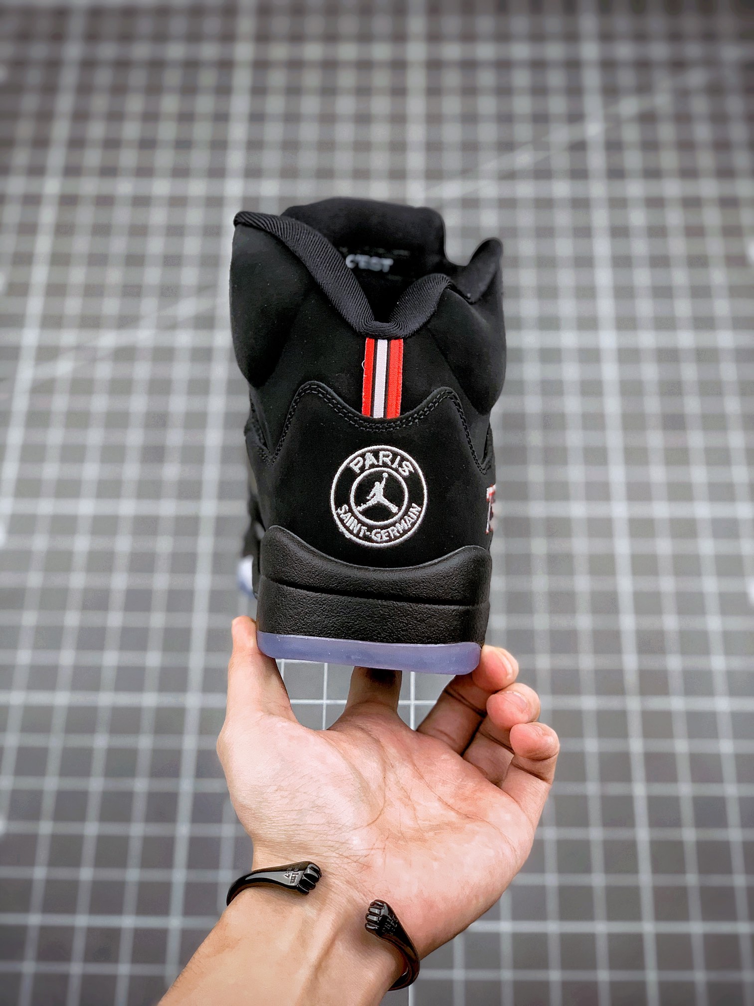 NIKE AIR JORDAN 5 PARIS SAINT-GERMAIN BLACK/CEMENT GREY  (AV9175-001)