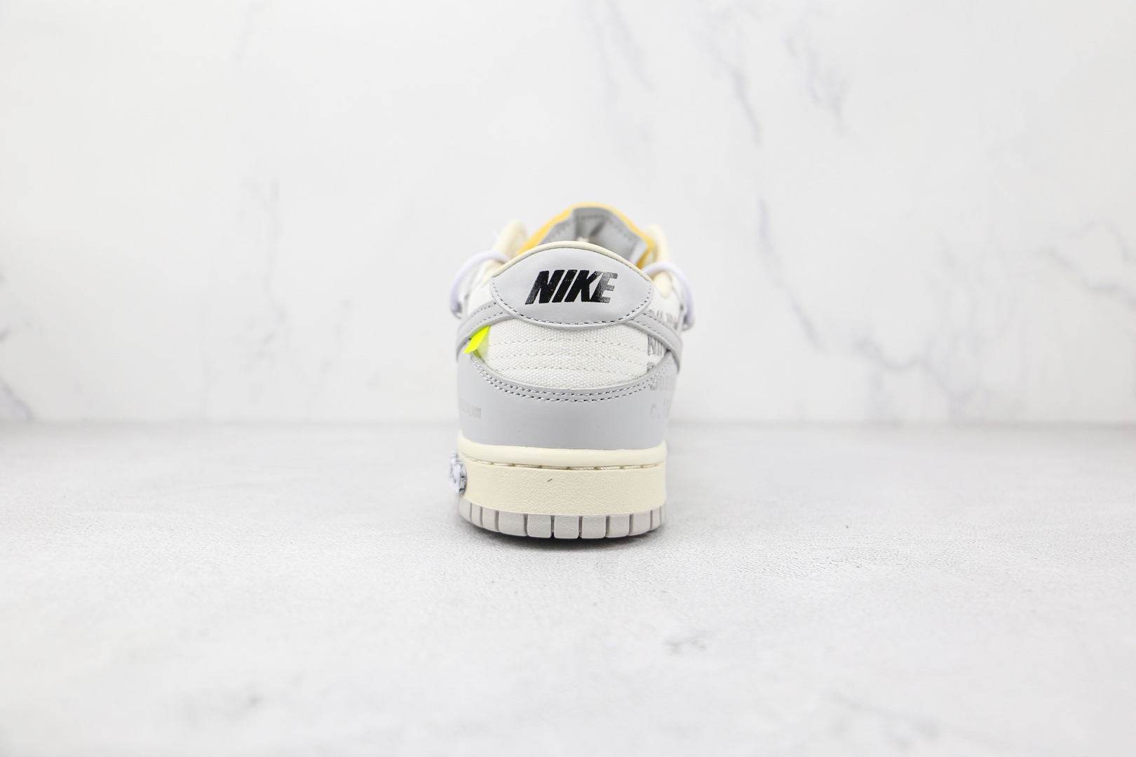 OFF-WHITE × NIKE DUNK LOW 1 OF 50 