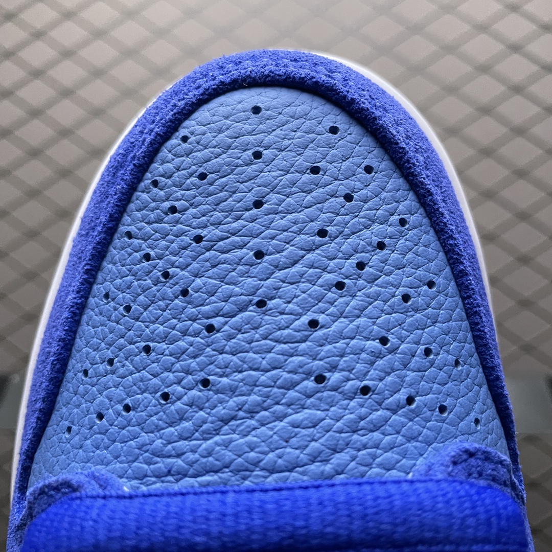 Nike SB Dunk Low "Blue Raspberry" (DM0807-400)