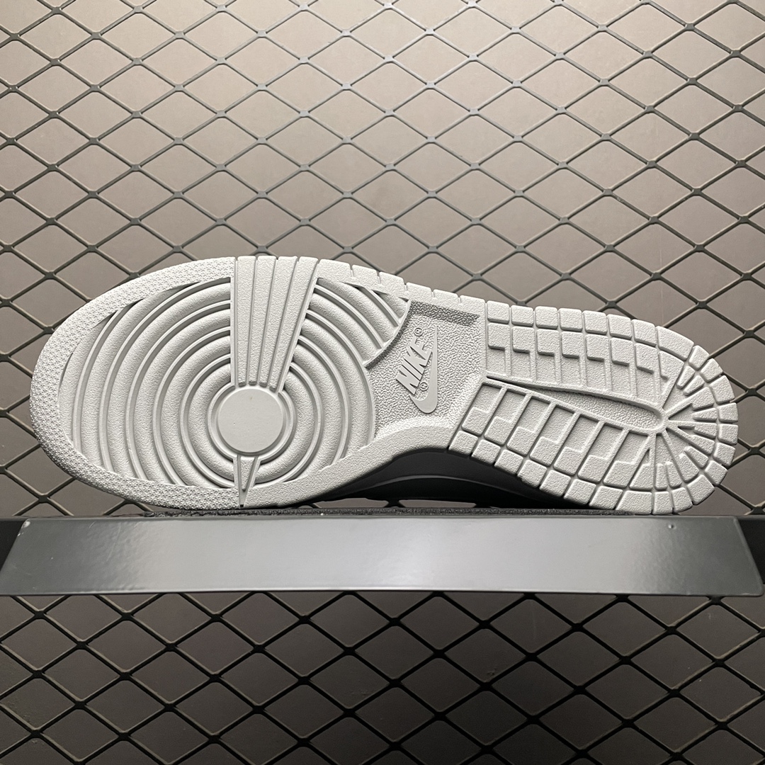 Nike Dunk Low SE Lottery "Grey Fog / Light Crimson" (DR9654-001)