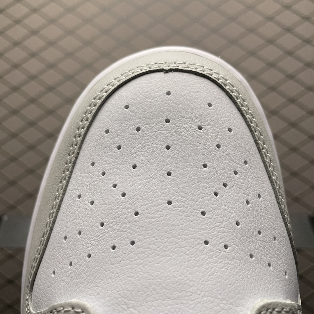 Nike Dunk Low SE Lottery "Grey Fog / Light Crimson" (DR9654-001)