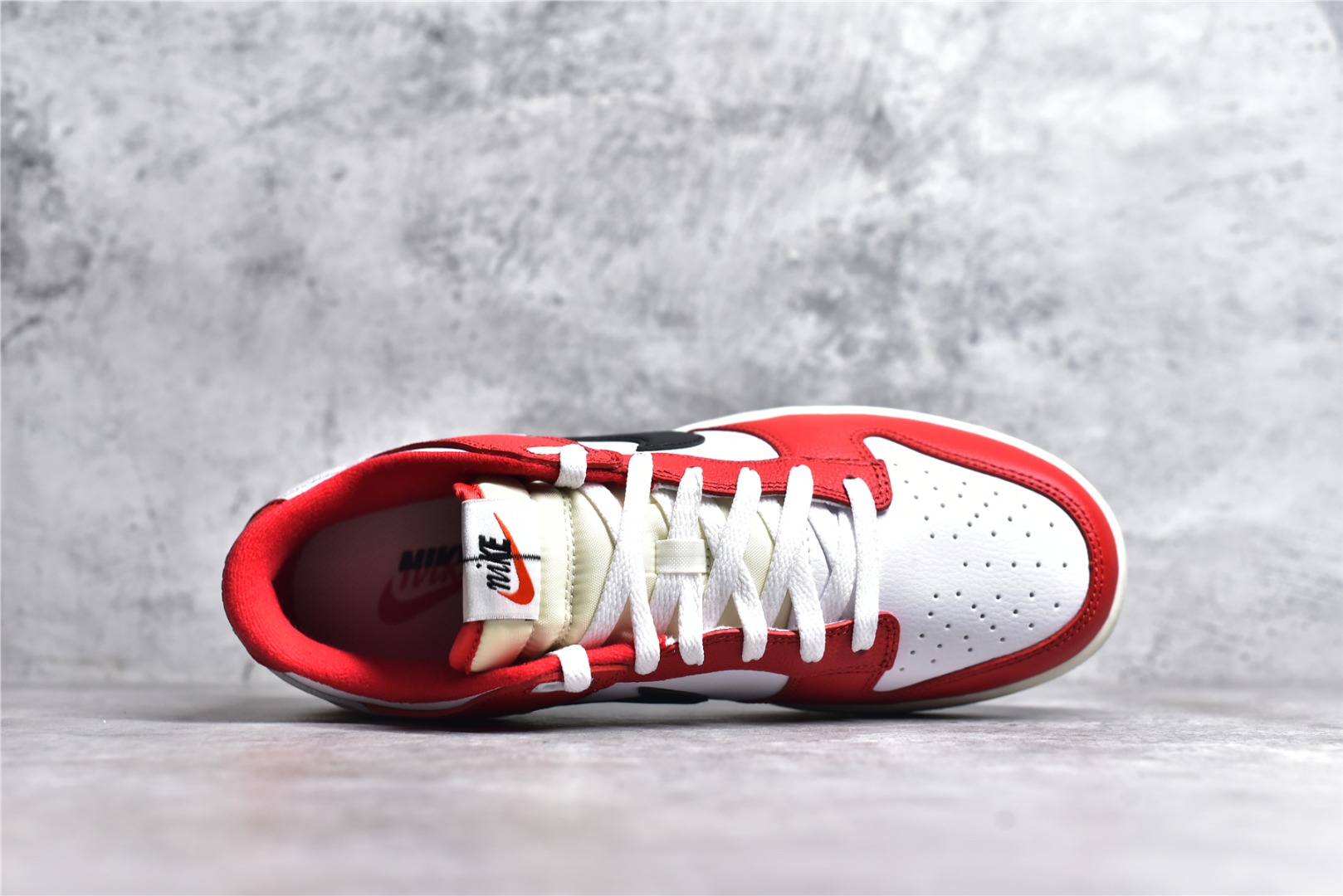 Nike Dunk Low "Chicago Split" (DZ2536-600)