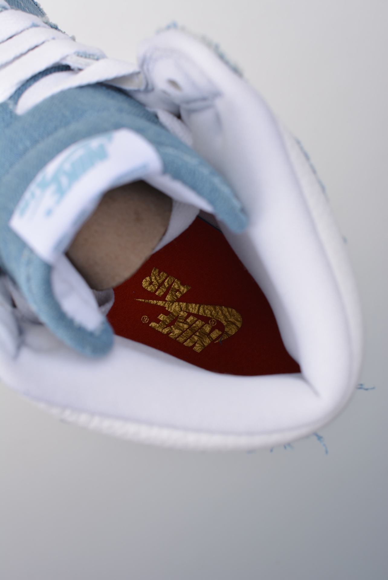 Nike WMNS Air Jordan 1 High OG "Denim"(DM9036-104)