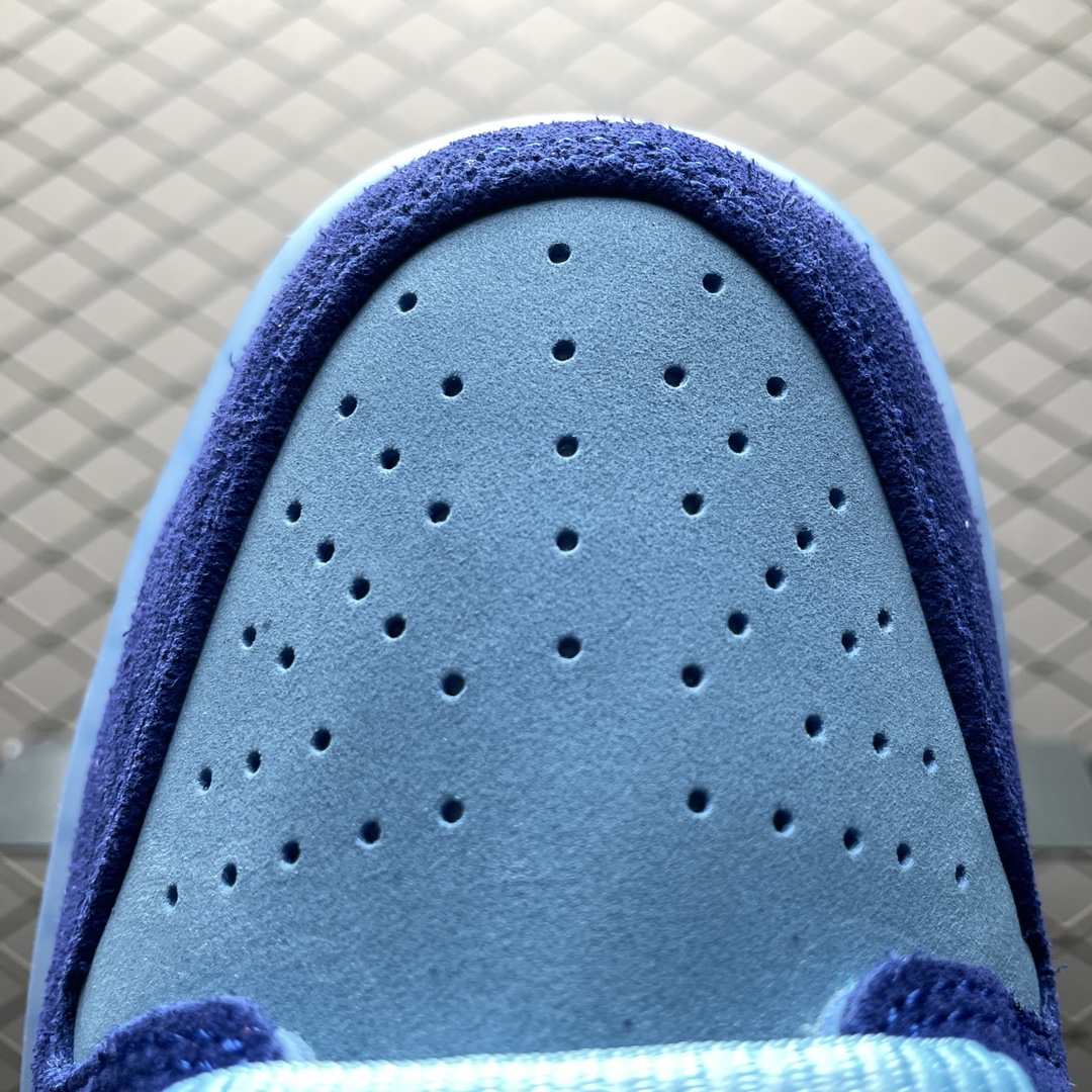 Nike SB Dunk Low Pro "Philadelphia Phillies/Valor Blue and Team Maroon"(DQ4040-400)