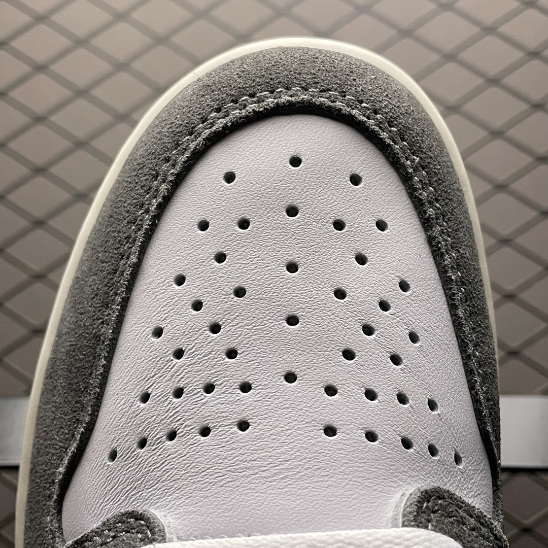Nike Air Jordan 1 Retro High OG "Black and Smoke Grey"（DZ5485-051）
