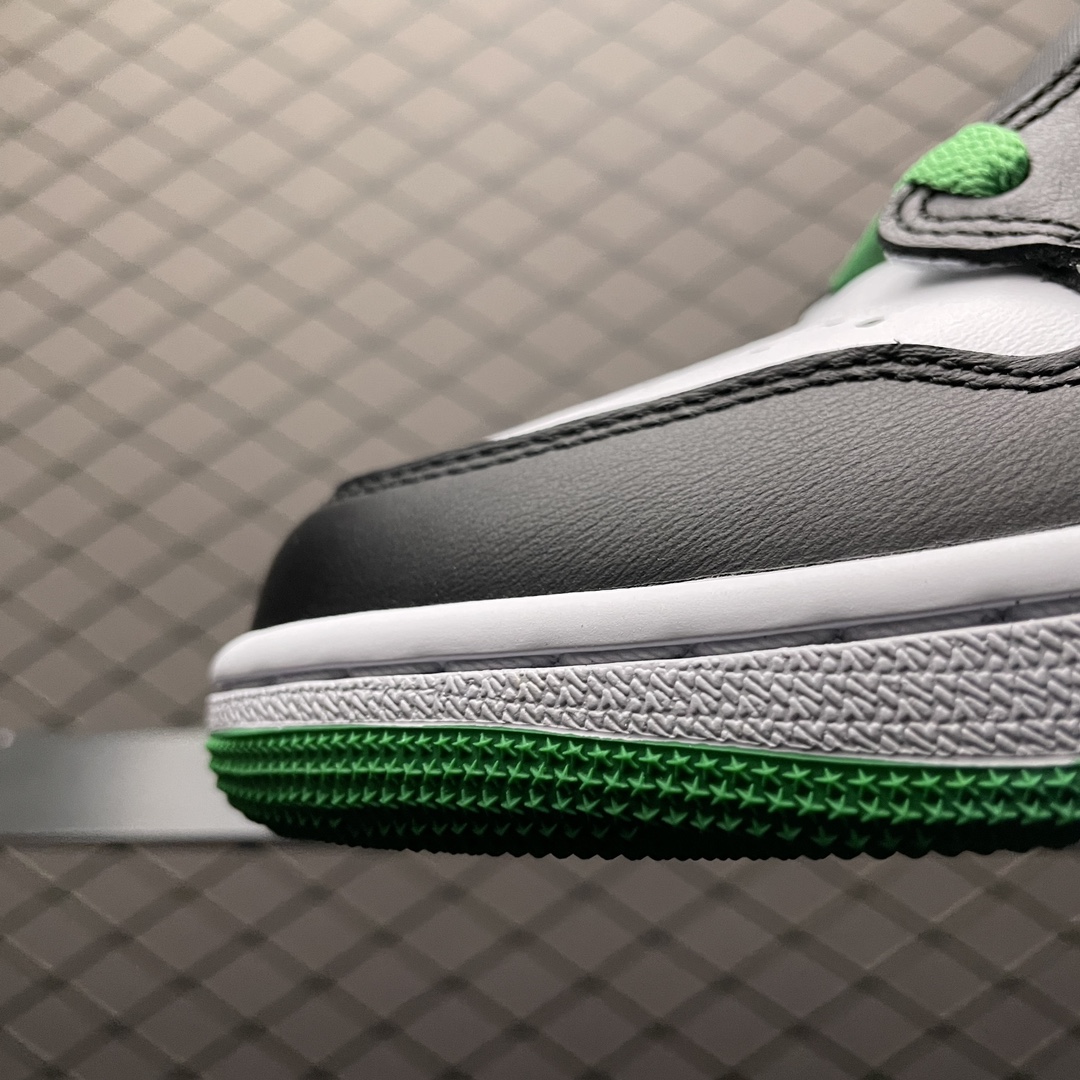 Nike Air Jordan 1 Retro High OG "Celtics/Black and Lucky Green"