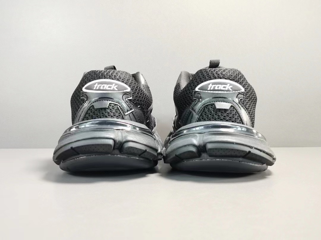 BALENCIAGA Track Trainers 3.0（700875 W3RF1 1090）