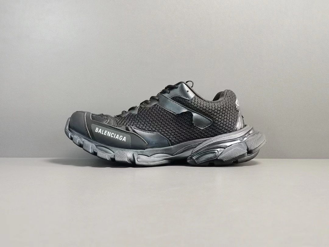 BALENCIAGA Track Trainers 3.0（700875 W3RF1 1090）