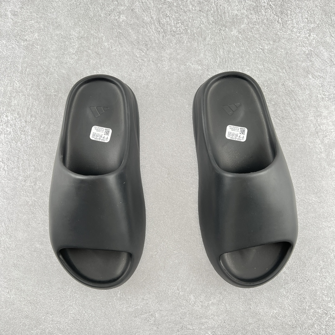adidas YEEZY Slide（ワンサイズ大きく撮る必要があります）（FX0495）