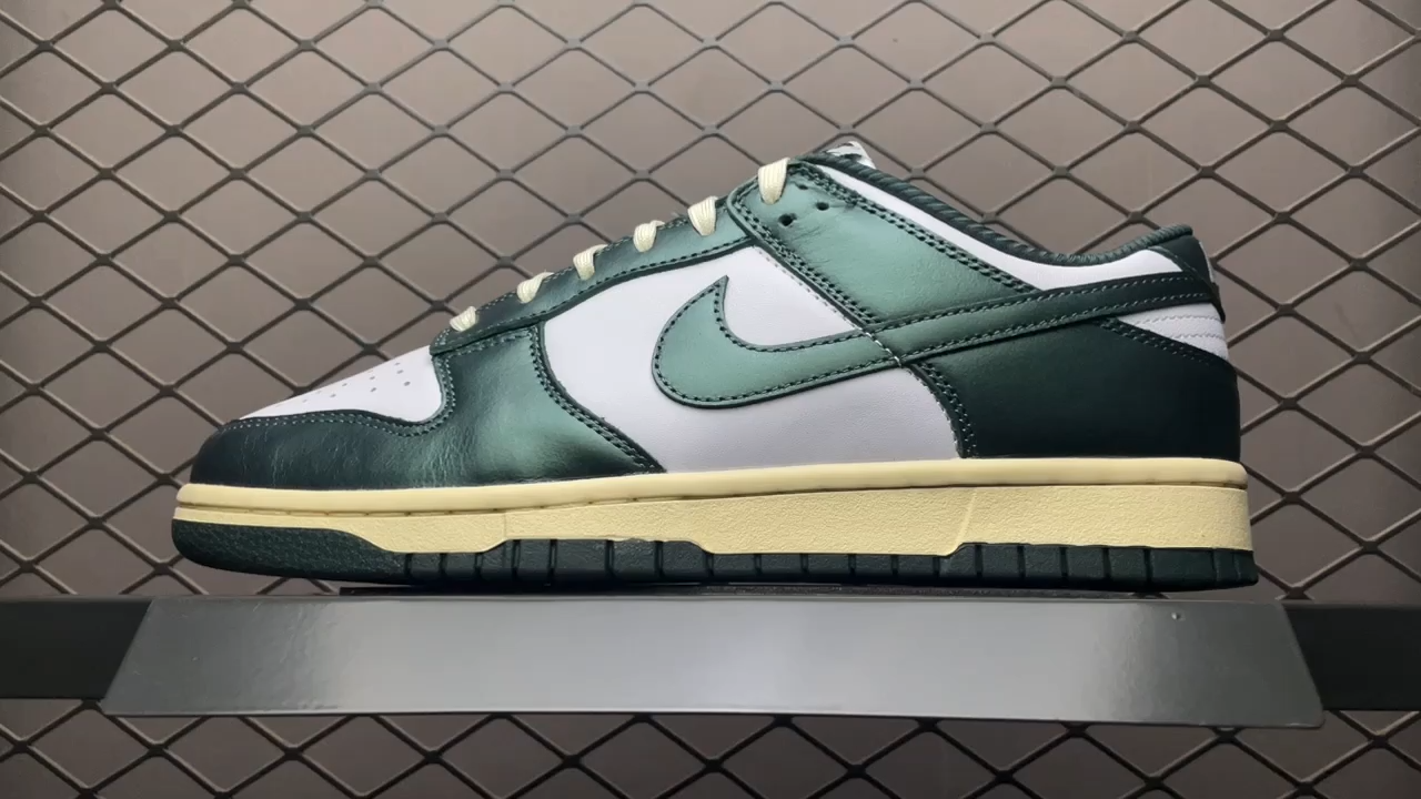 NIKE WMNS Dunk Low Vintage Green  28.5モデル商品名Low