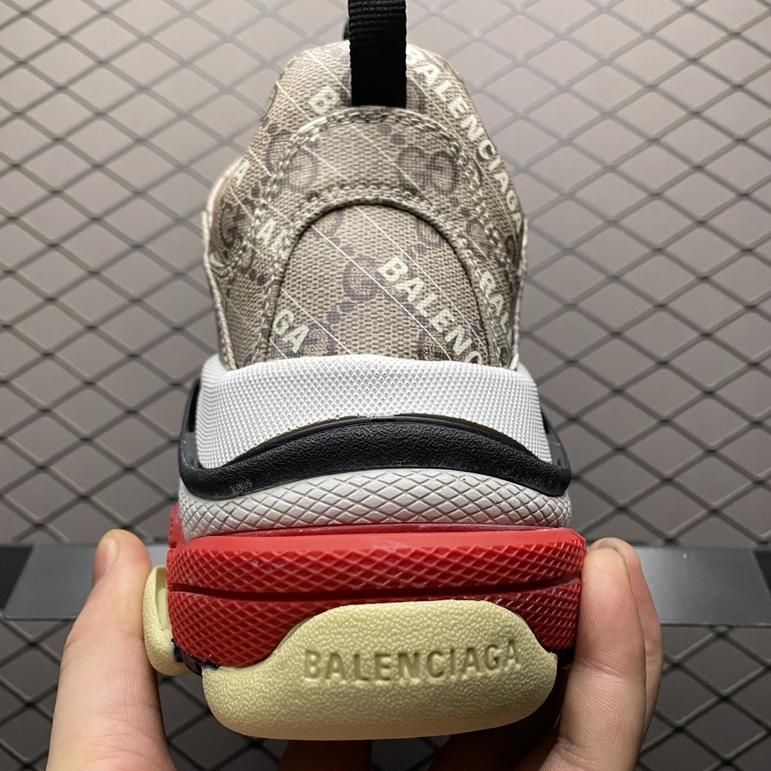 GUCCI × Balenciaga The Hacker Project Triple S "Beige"（681066-ULZ10-9795）