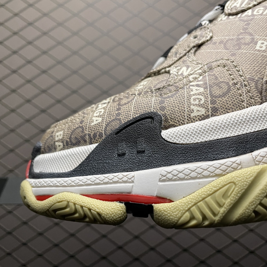 GUCCI × Balenciaga The Hacker Project Triple S "Beige"（681066-ULZ10-9795）