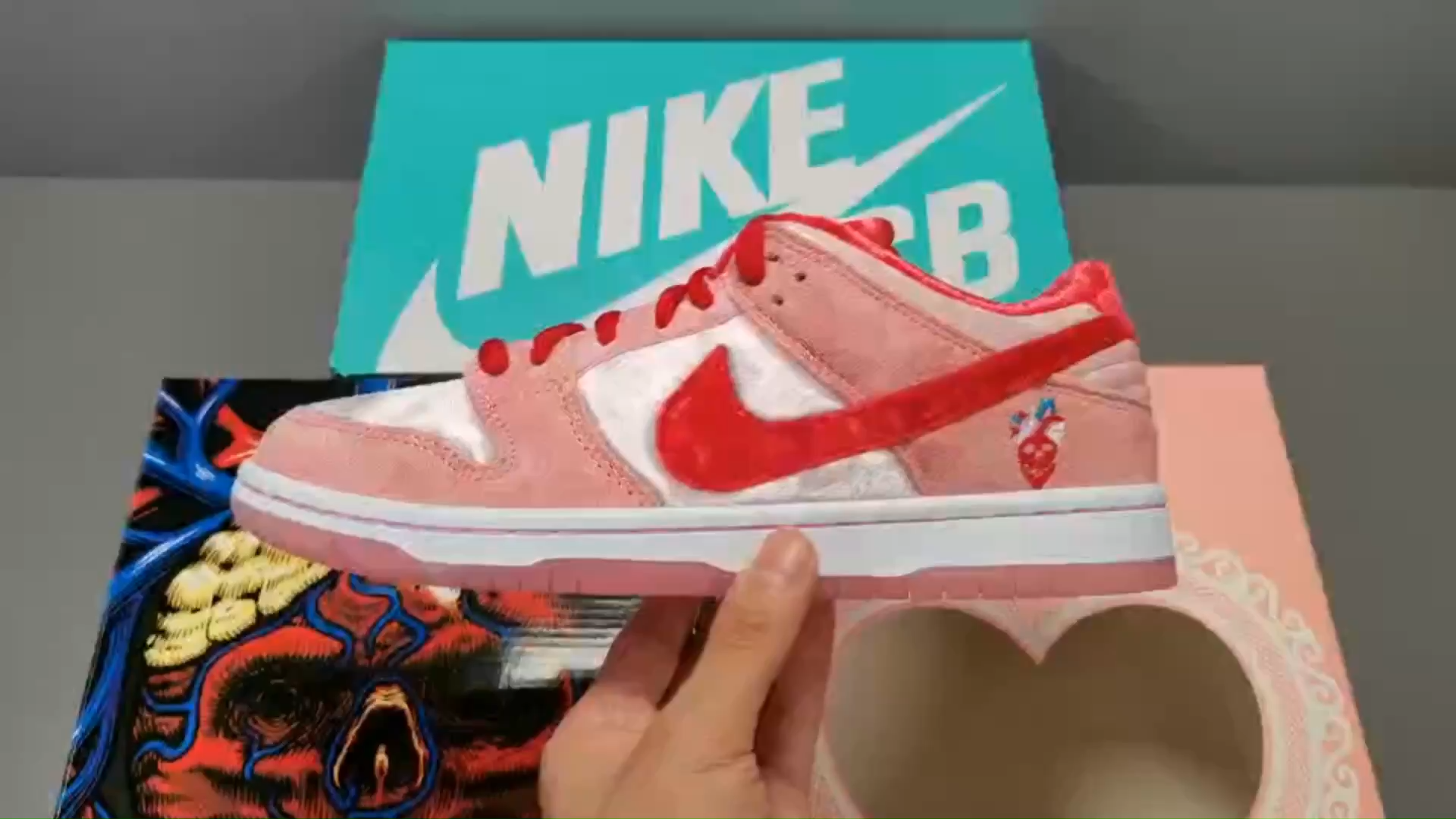Strangelove × Nike SB Dunk Low Strangelove × Nike SB Dunk Low