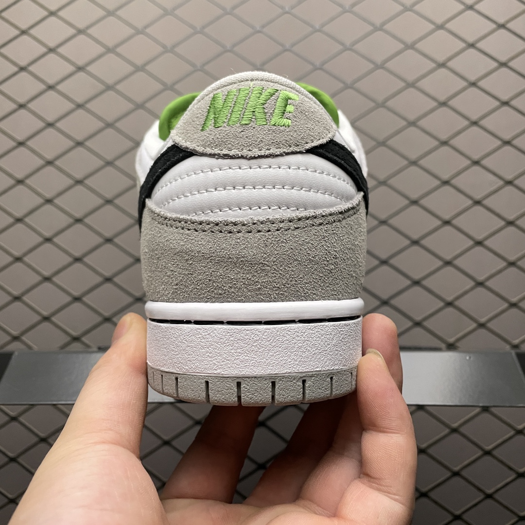 Nike SB Dunk Low "Chlorophyll" (BQ6817-011)