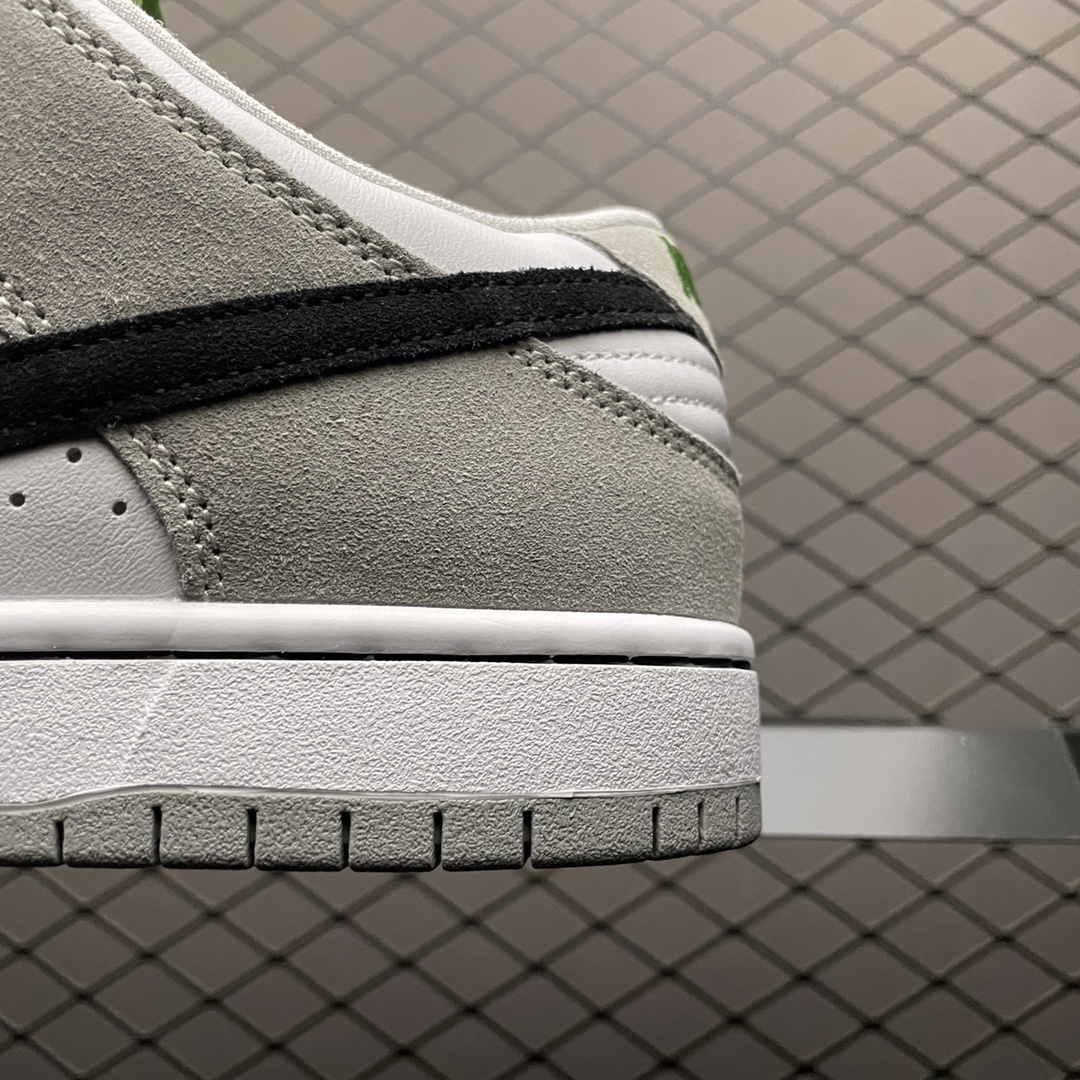 Nike SB Dunk Low "Chlorophyll" (BQ6817-011)