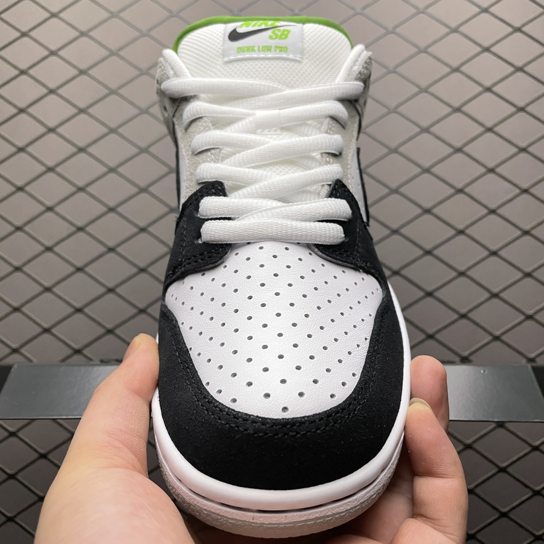 Nike SB Dunk Low "Chlorophyll" (BQ6817-011)