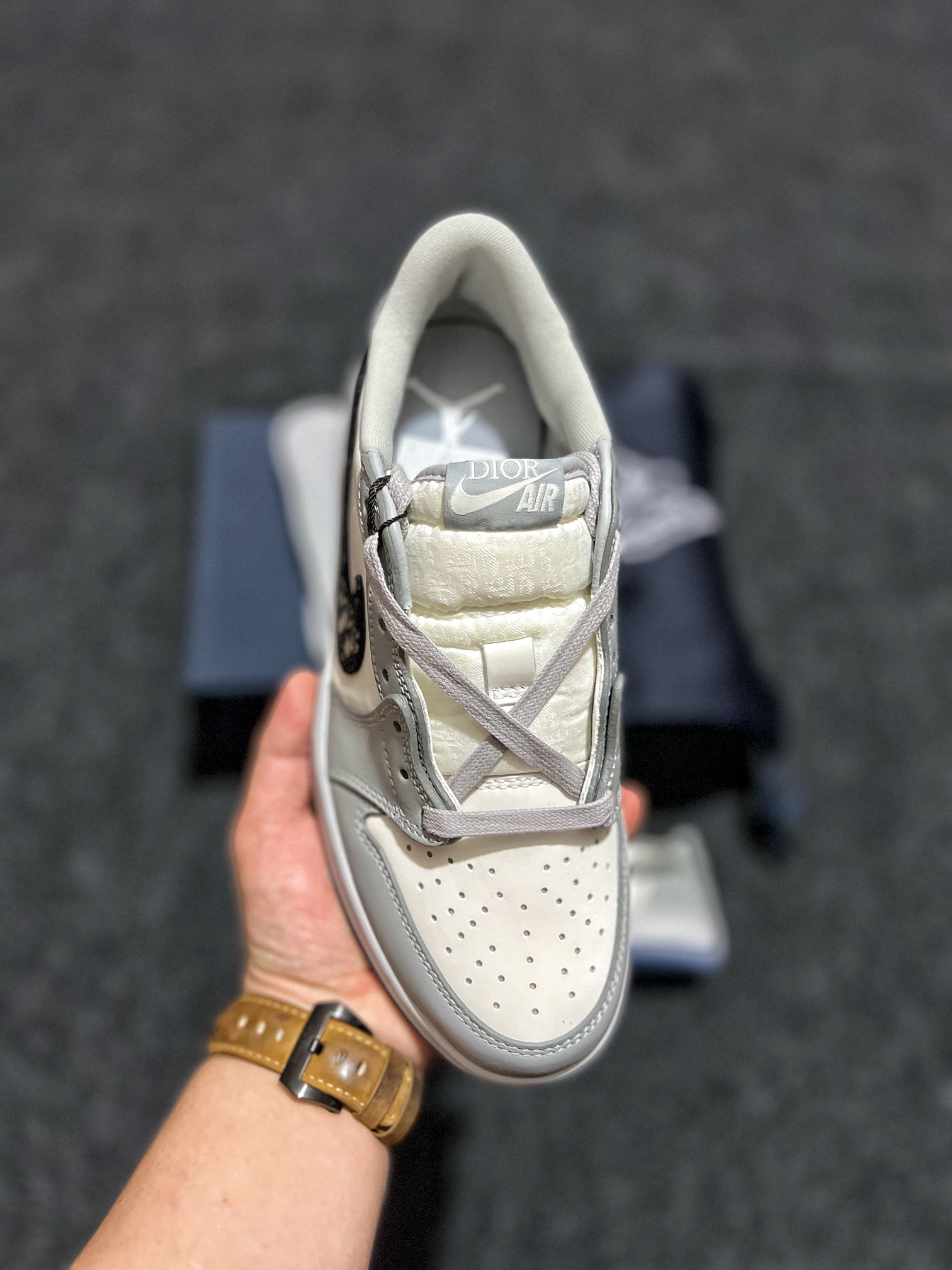 DIOR×AJ1 LOW WOLF GREY BLACK-SAIL-WHITE 推奨 - 靴