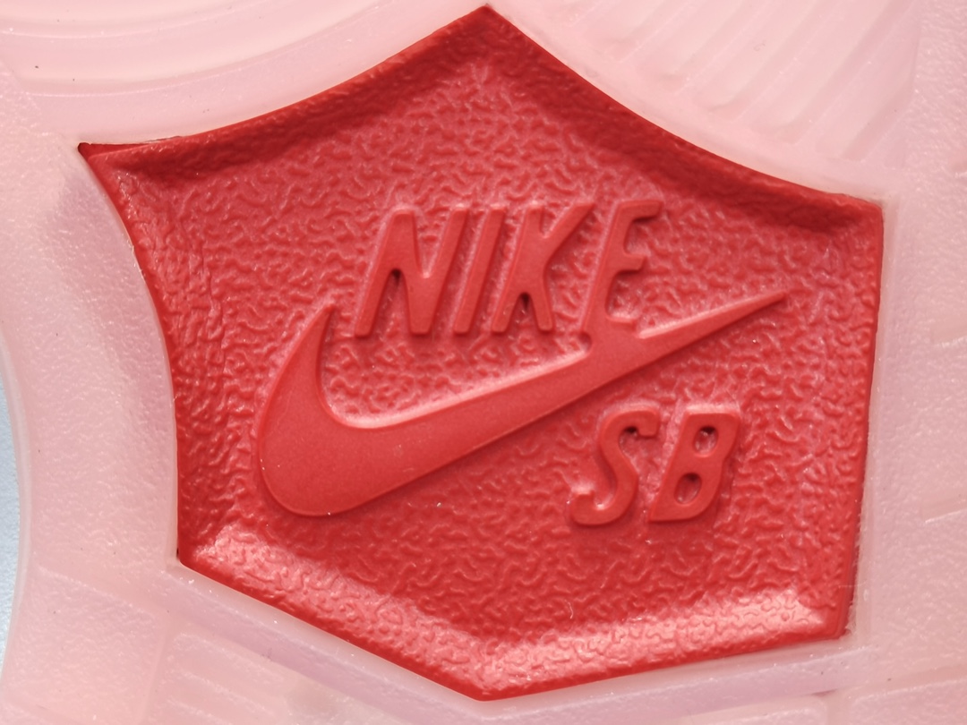 Strangelove × Nike SB Dunk Low "Valentine’s Day"(CT2552-800)