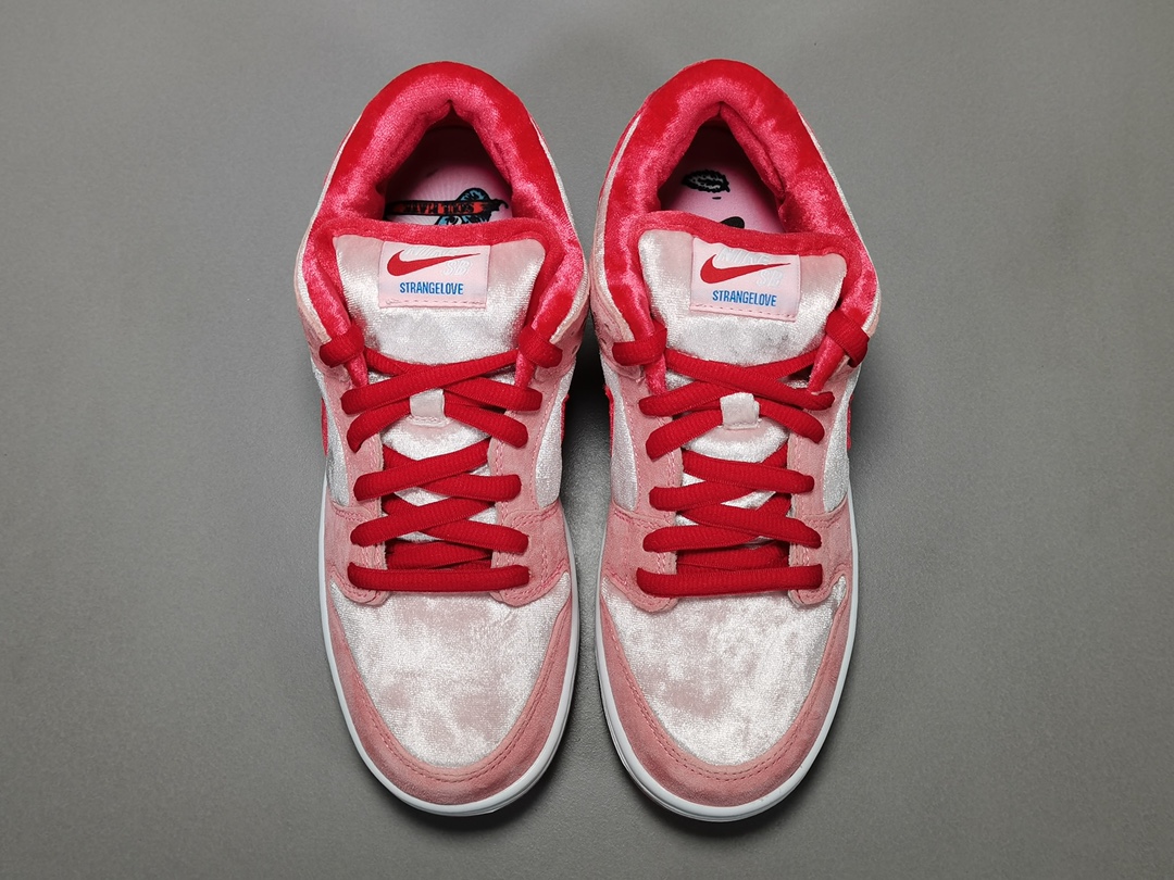 Strangelove × Nike SB Dunk Low "Valentine’s Day"(CT2552-800)